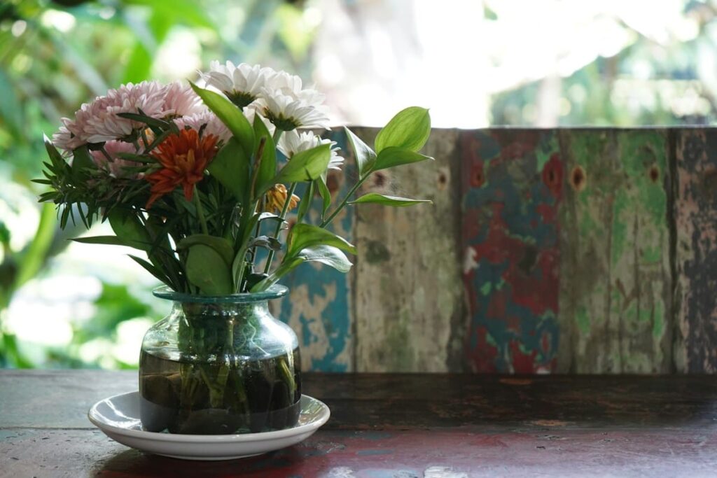 Vase of flowers on a table